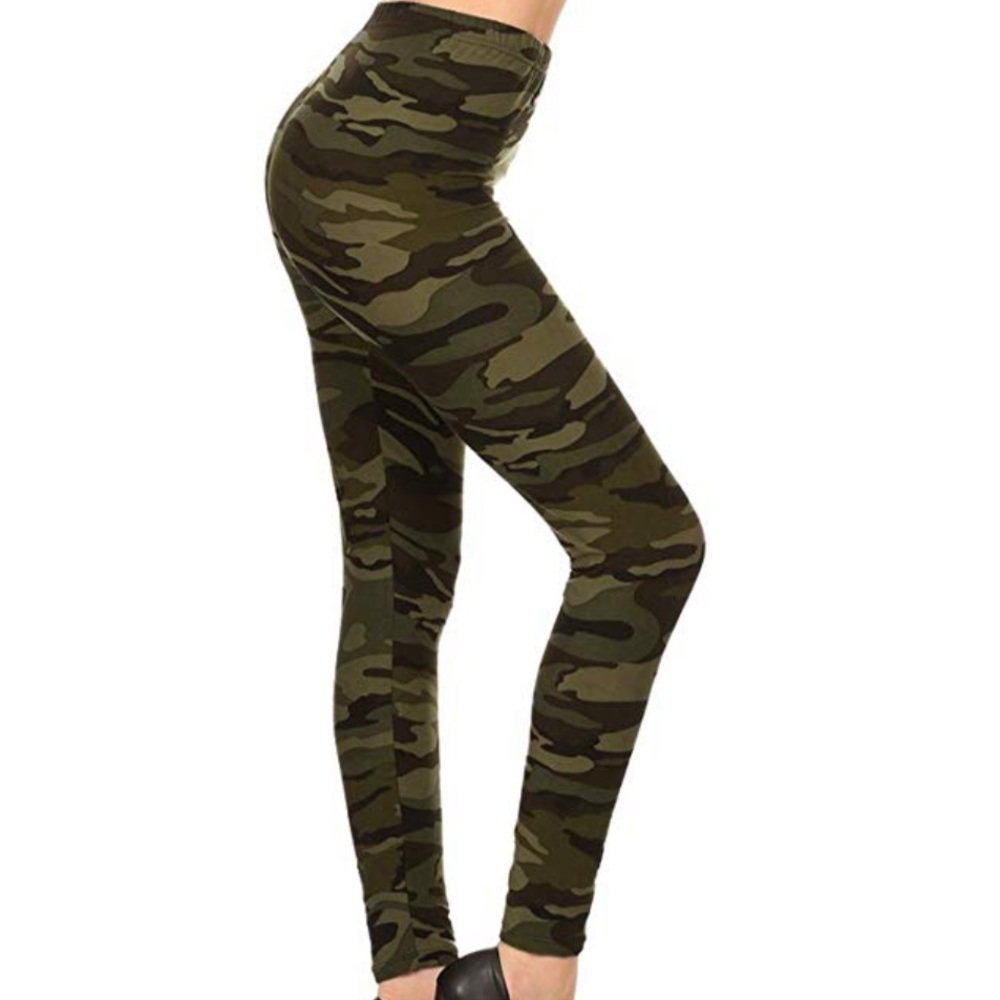 REG & PLUS SIZE Camouflage Leggings - Picture 3 of 4